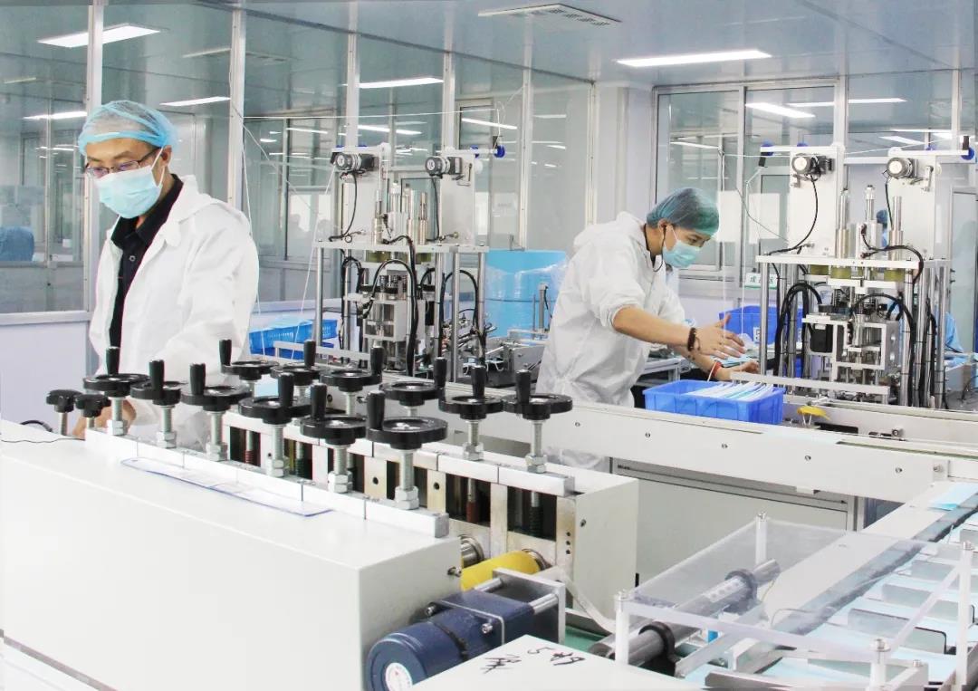 全員投入 團(tuán)結(jié)一致 全力以赴 決戰(zhàn)生產(chǎn)旺季！